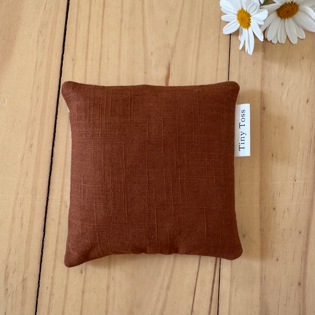Tiny Toss x Little Wild Green Sensory Sandbag